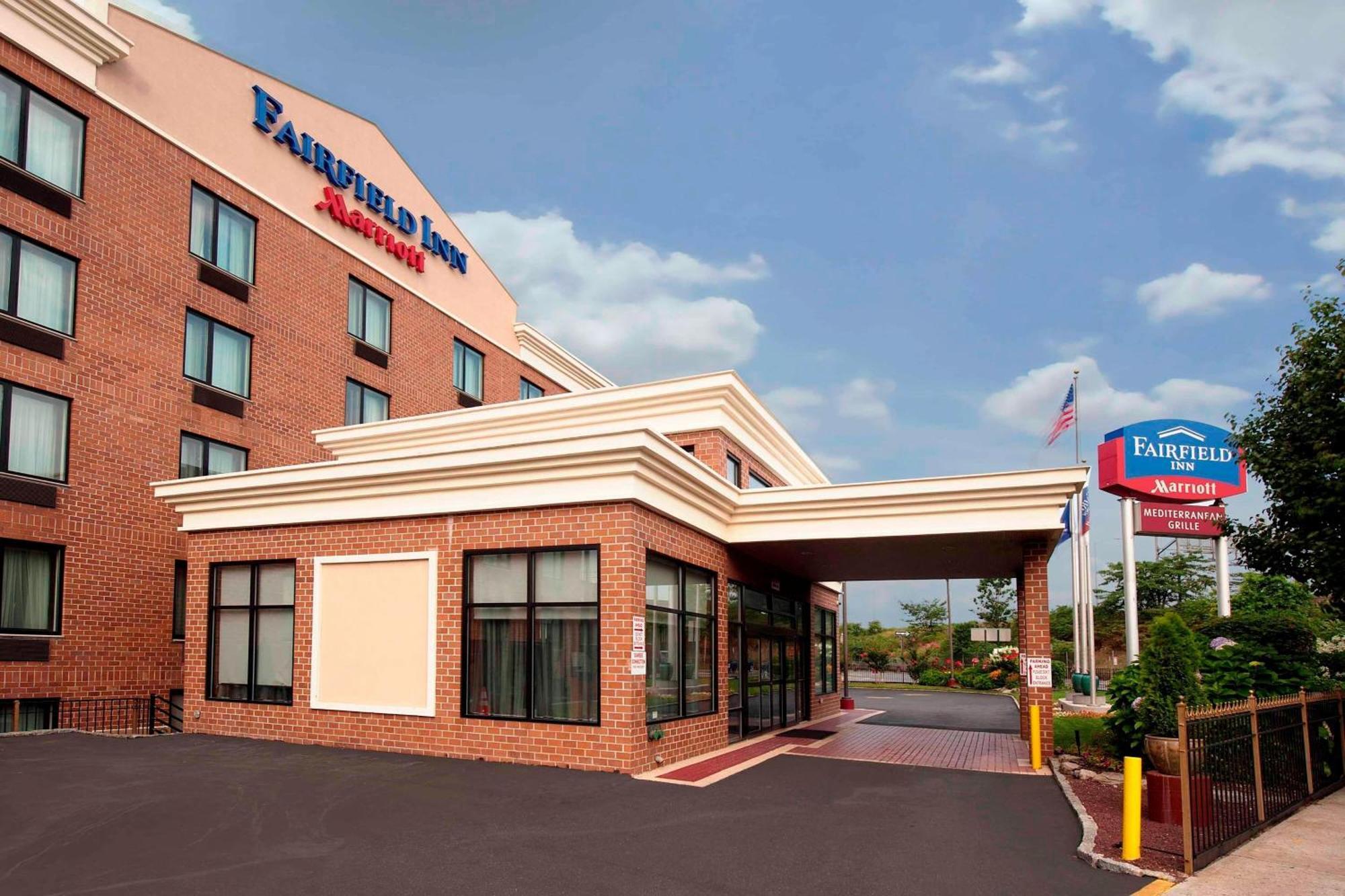 Fairfield Inn By Marriott Jfk Airport New York Exterior photo
