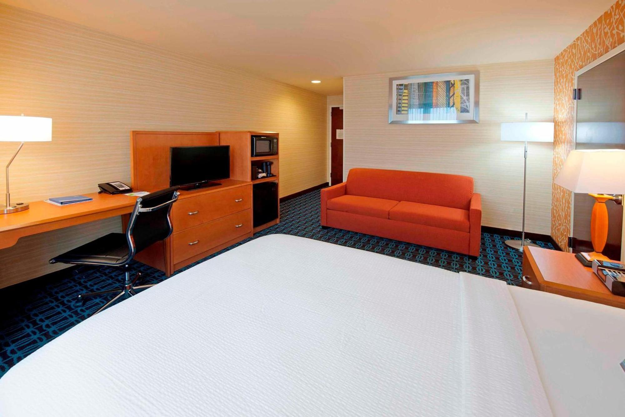 Fairfield Inn By Marriott Jfk Airport New York Exterior photo